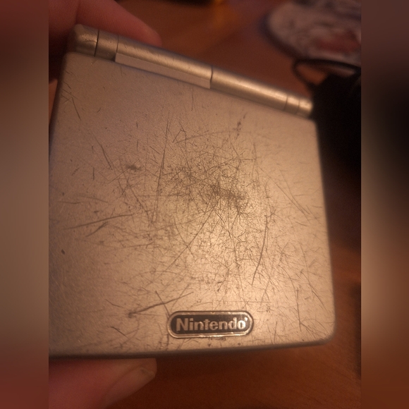 Nintendo Gameboy Advance SP In Silver BUNDLE see description - Picture 4 of 11
